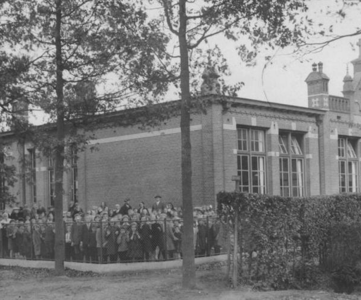 Geschiedenis onderwijs (4) Geschiedenis onderwijs (4)