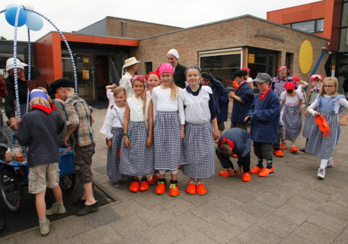 100 jaar dinsdag (2) 100 jaar dinsdag (2)