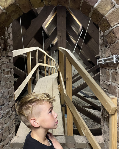 2022-gr-8-bezoekt-en-ontdekt-de-kerk-10 2022-gr-8-bezoekt-en-ontdekt-de-kerk-10