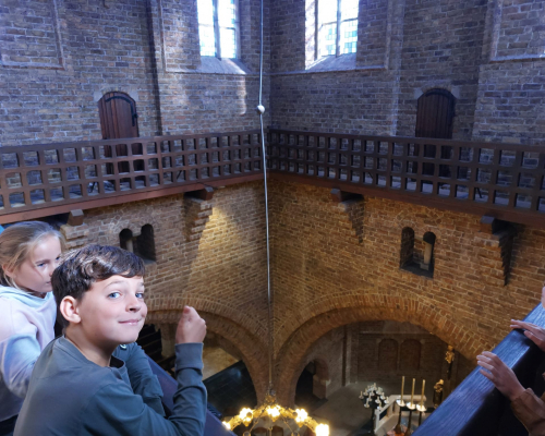 2022-gr-8-bezoekt-en-ontdekt-de-kerk-11 2022-gr-8-bezoekt-en-ontdekt-de-kerk-11