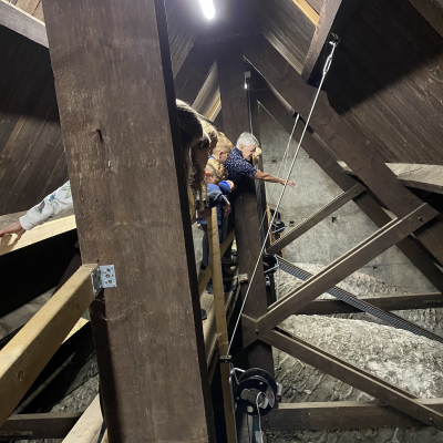 2022-gr-8-bezoekt-en-ontdekt-de-kerk-5 2022-gr-8-bezoekt-en-ontdekt-de-kerk-5