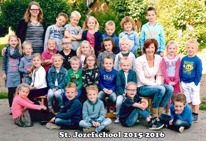 Kleutergroep 2 en gr 3 2015-2016 Kleutergroep 2 en gr 3 2015-2016